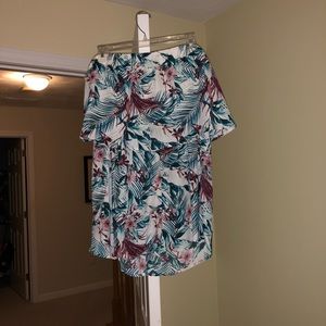Strapless tropical print romper